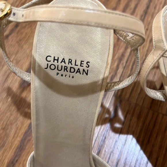 Charles Jourdan ankle strap leather vintage heels. About 3 1/2” heel. Size 8 1/2 - Picture 2 of 5